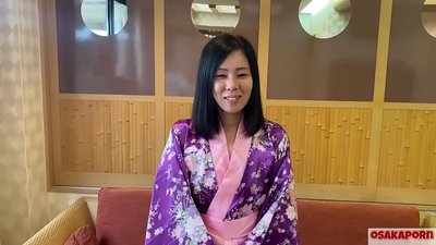 Vehivavy japoney 41 taona no namitaka ny vadiny ary nanao firaisana ara-bola ireo ankizilahy. Asian bitch tia firaisana ara-nofo mainty volo, tatoazy sy blowjobs. masturbating mijoro alika IFOM OSAKAORN